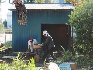 物置解体とお庭の撤去 解体業界の透明化に日々奮闘するスタッフブログ