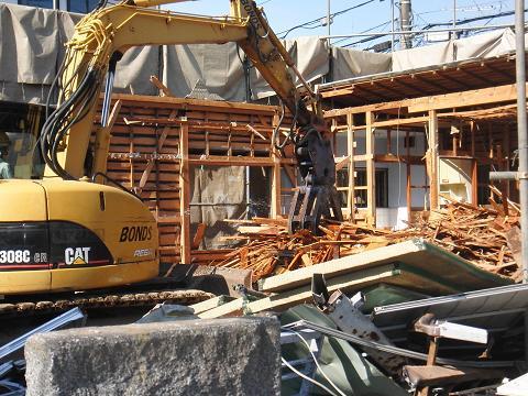 解体業界と塗装業界の透明化に日々奮闘するスタッフブログ